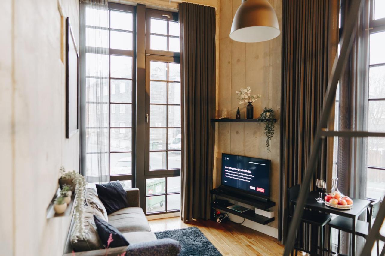 Dream Stay - Exclusive City Centre Loft With Free Parking & High Speed Wifi Tallinn Kültér fotó